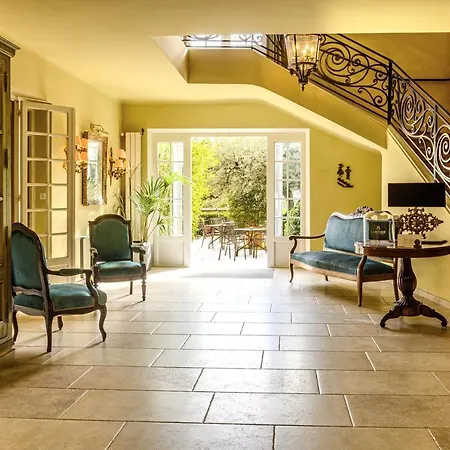 Hotel La Bastide Du Calalou; Bw Signature Collection Moissac-Bellevue